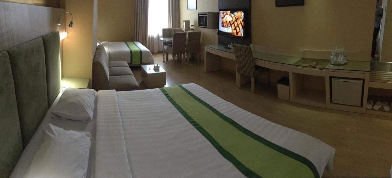 Hotel Wisata Niaga Purwokerto Exterior foto