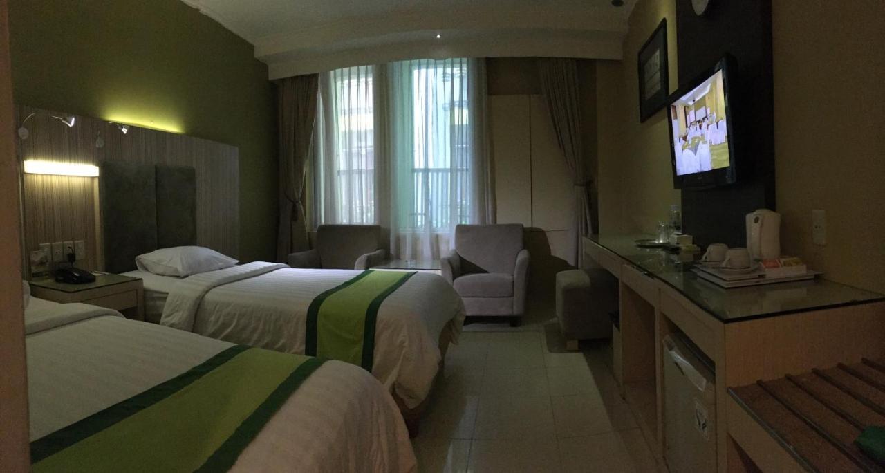 Hotel Wisata Niaga Purwokerto Exterior foto
