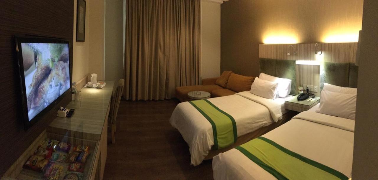 Hotel Wisata Niaga Purwokerto Exterior foto